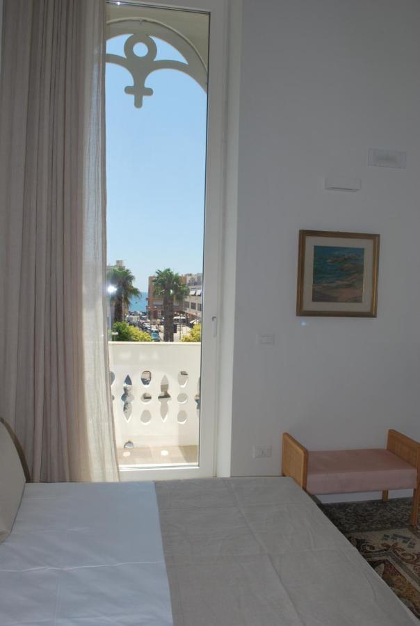 Palazzo Del Cavaliere Bed & Breakfast Gallipoli Eksteriør bilde